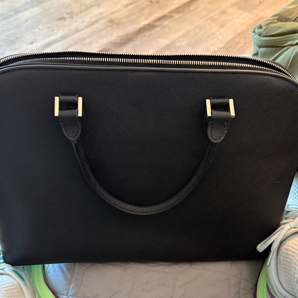 Elegant Black concealed laptop Handbag
